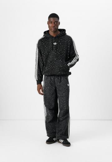 Пуловер с капюшоном