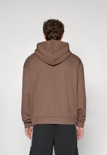 Спортивная кофта