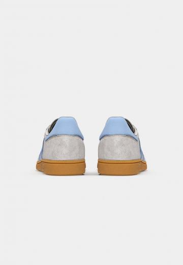 Гандбольные кроссовки