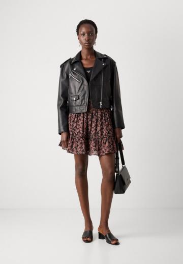 Юбка с воланами