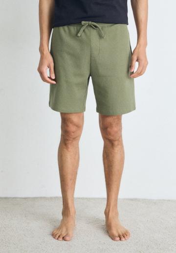 Пижама с шортами