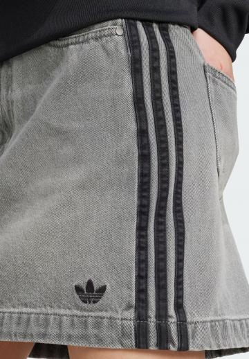 Юбка с накладными карманами