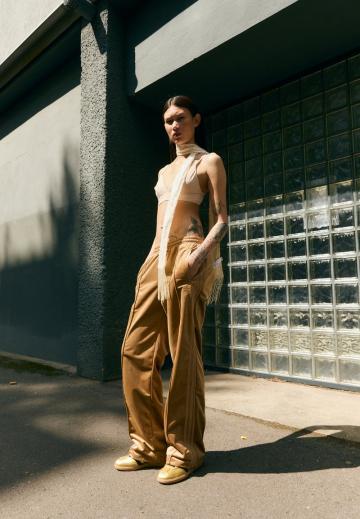 Спортивные штаны