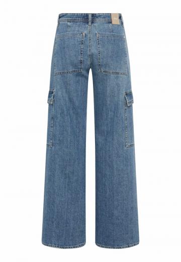 Свободные джинсы