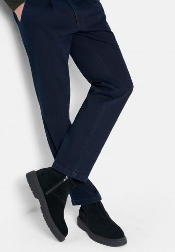 Узкие джинсы