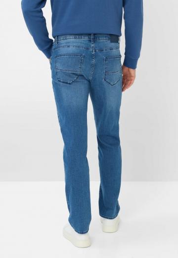 Узкие джинсы