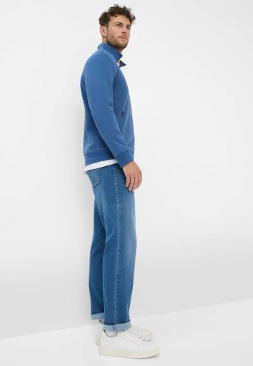 Узкие джинсы