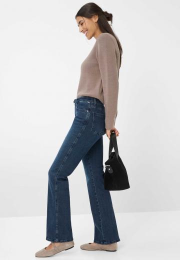 Клешеные брюки