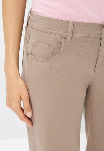 Клешеные джинсы