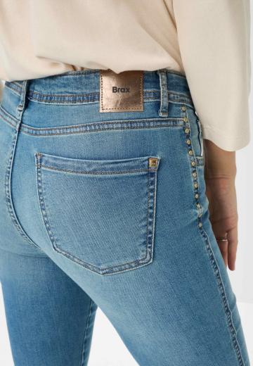 Клешеные брюки