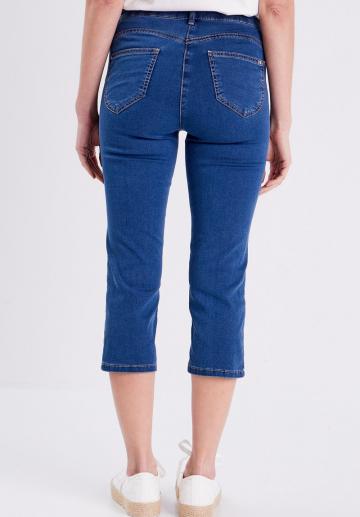 Короткие джинсы