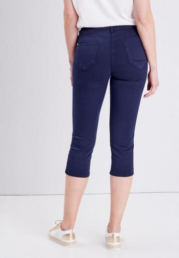 Короткие джинсы