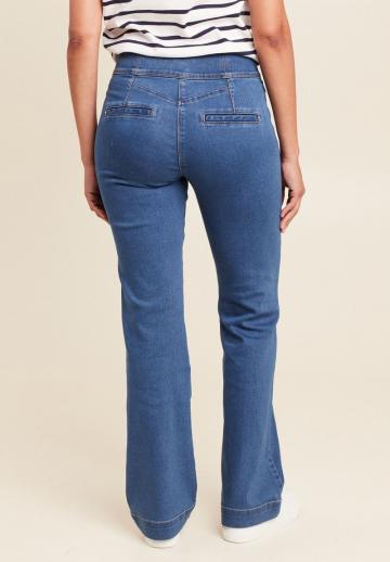 Клешеные брюки