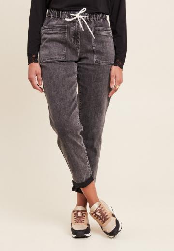Короткие джинсы