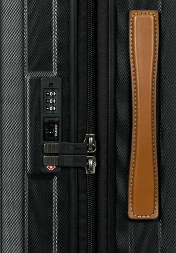 Чемодан на колесах