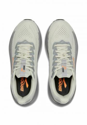 Беговые кроссовки