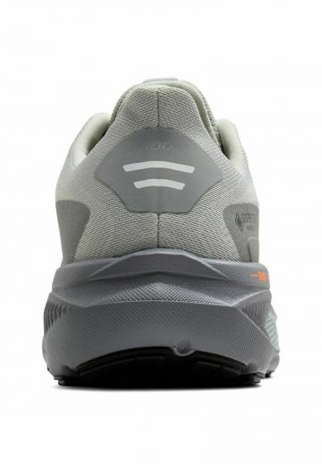 Беговые кроссовки