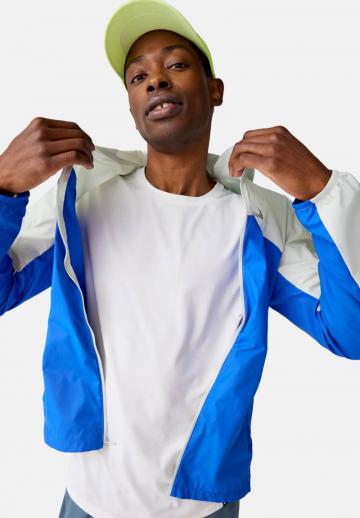 Спортивная куртка