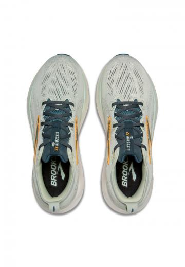 Беговые кроссовки