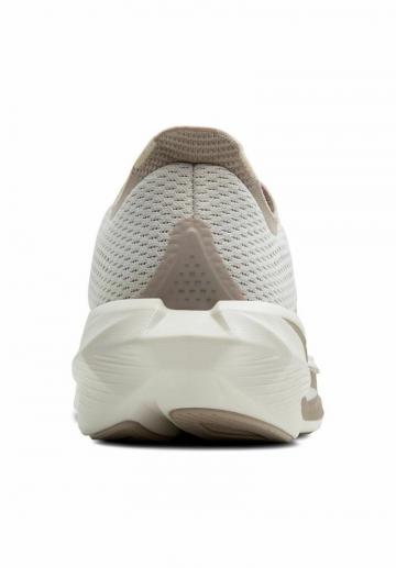 Беговые кроссовки