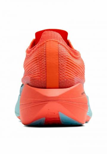 Беговые кроссовки