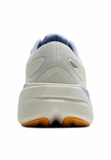 Беговые кроссовки