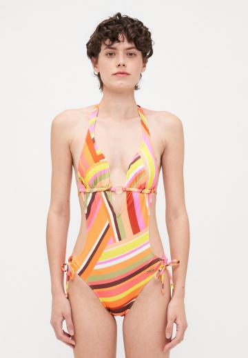 Слитный купальник