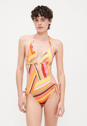 Слитный купальник