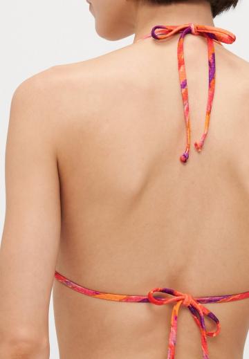 Треугольное бикини