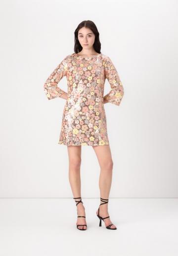 Коктейльное платье