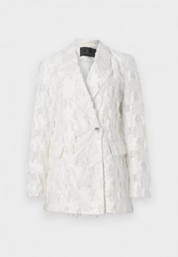 Длинный блейзер