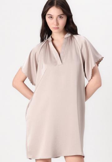 Короткое платье