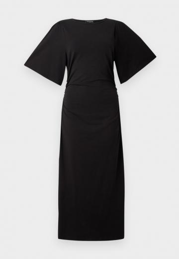 Длинное платье