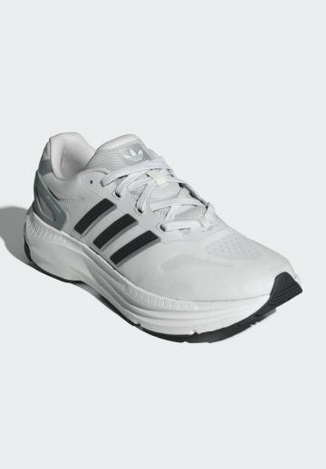 Беговые кроссовки