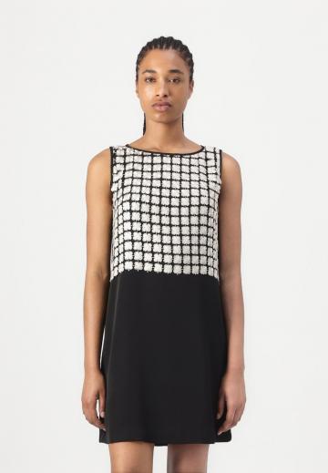 Коктейльное платье