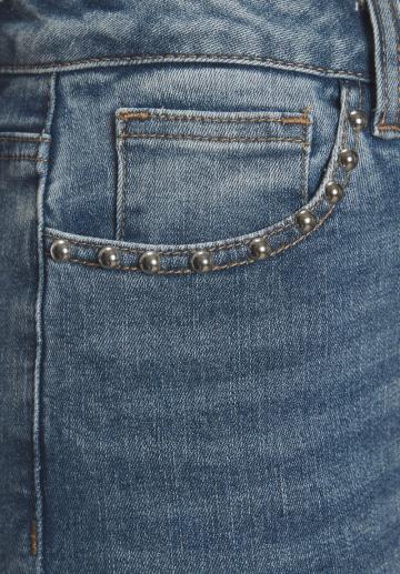 Клешеные брюки