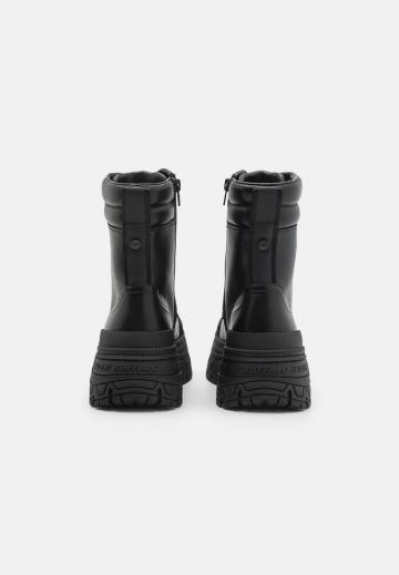 Полусапожки на платформе