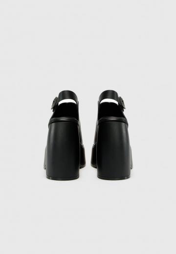 Босоножки на платформе