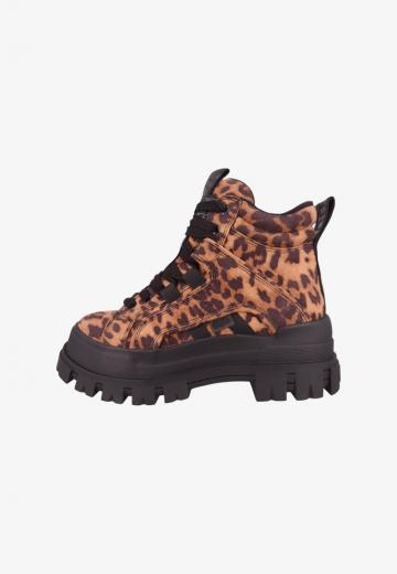 Полусапожки на платформе