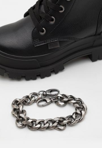 Ковбойские сапожки