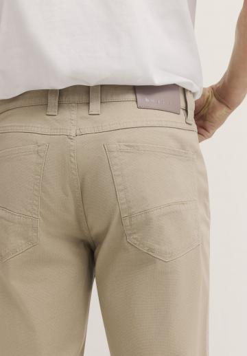 Узкие джинсы