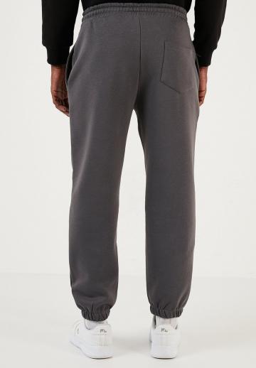 Спортивные штаны