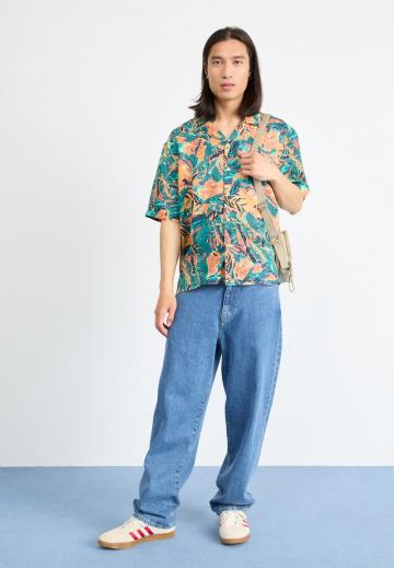 Рубашка с коротким рукавом