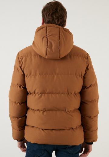 Зимняя куртка