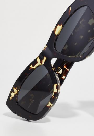 Солнечные очки