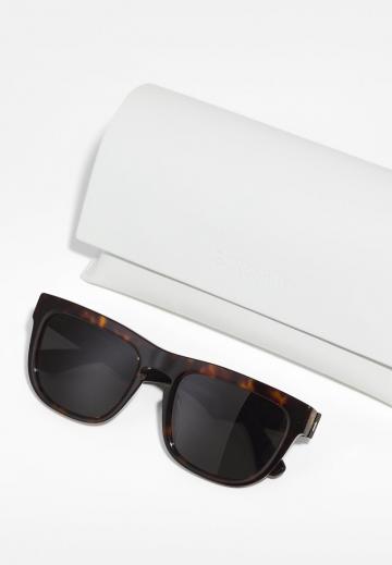 Солнечные очки