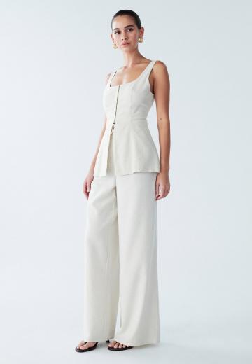 Блузка без рукавов