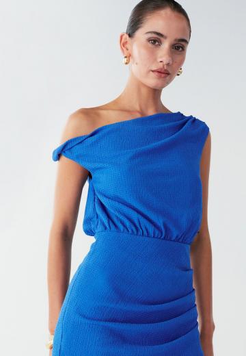 Платье футляр