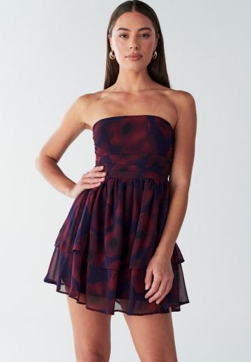 Короткое платье