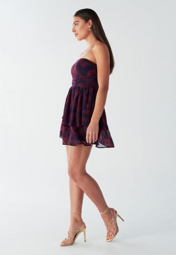 Короткое платье